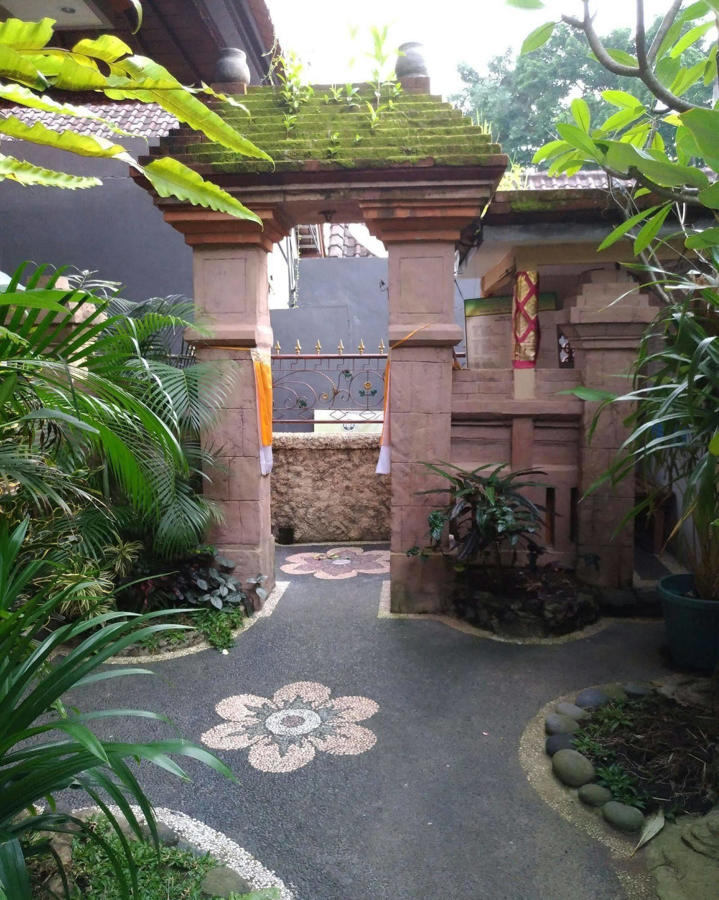 Praety Home Stay Ubud Zewnętrze zdjęcie